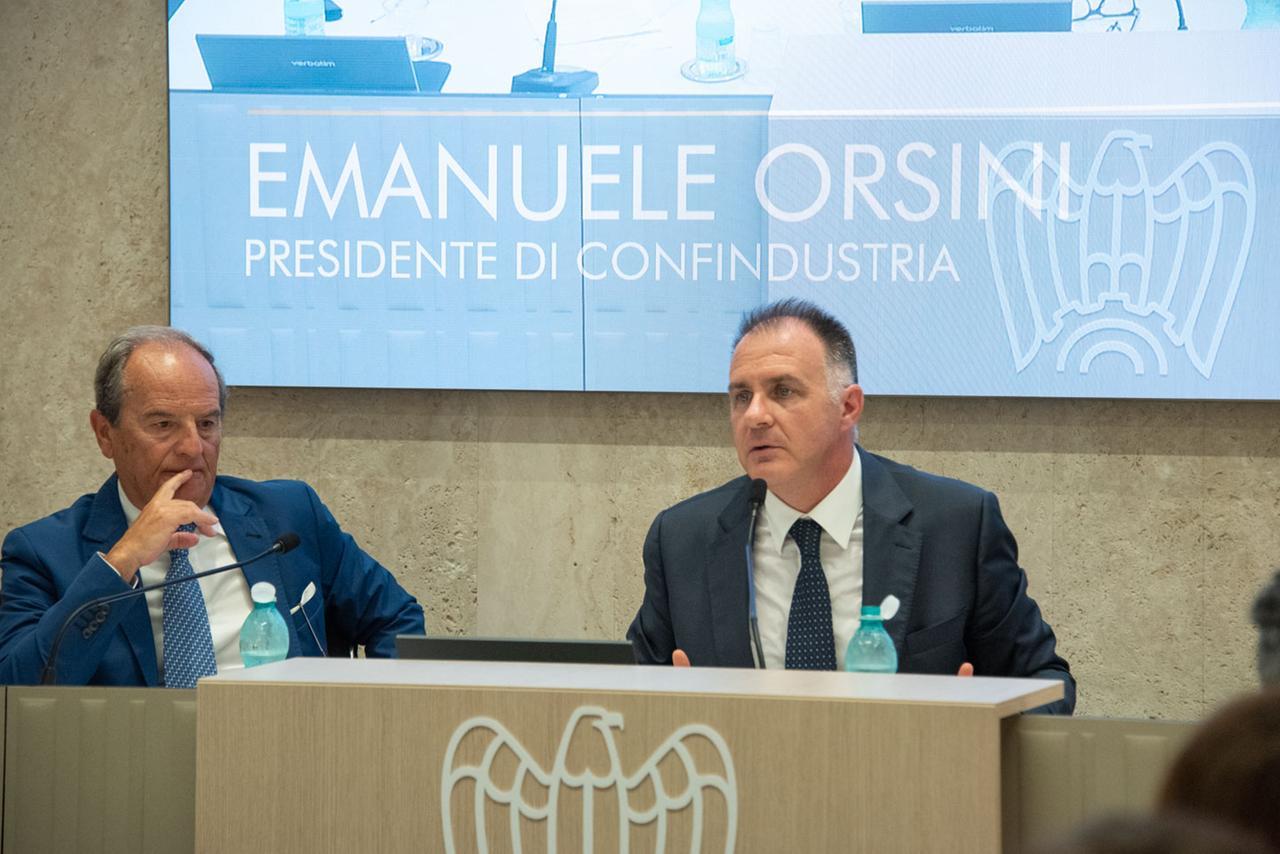 
	Il presidente di Confindustria Sardegna, Maurizio De Pascale, e il presidente Confindustria (a destra) Emanuele Orsini. Foto Rosas

