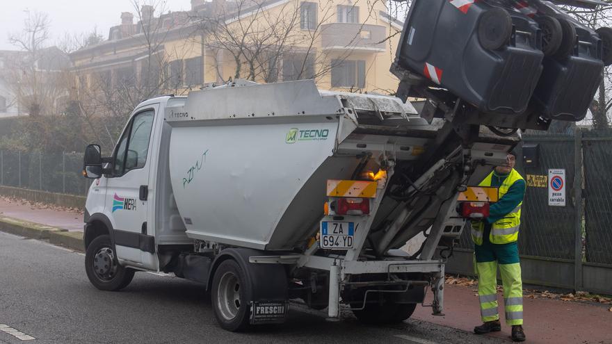 Ferrara, la gara d’appalto per i rifiuti è certa: bocciata l’idea gestione diretta
