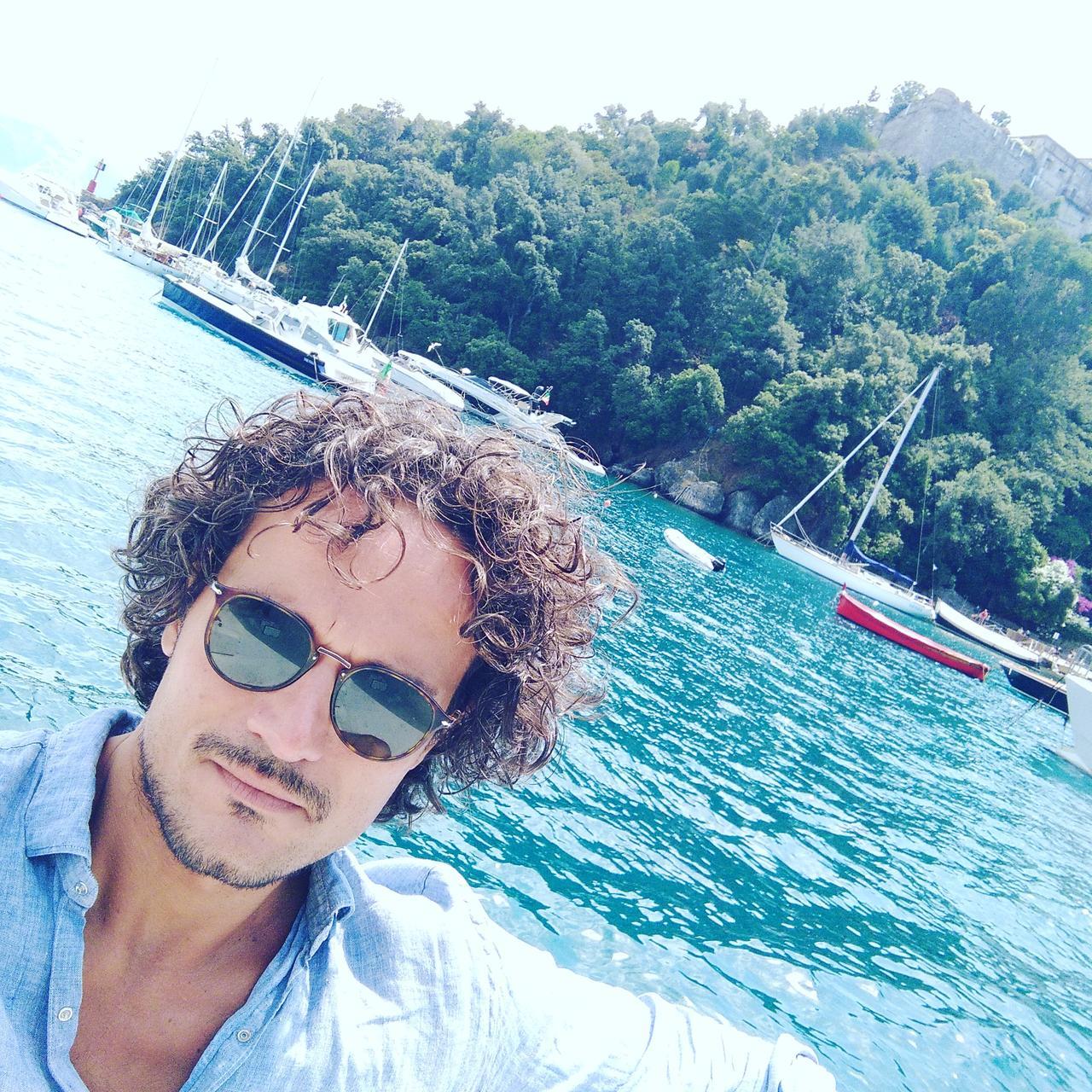 Pier Francesco Grasselli e il suo manuale del playboy. «Sedurre una donna è ancora un’arte: i playboy di provincia restano i migliori»