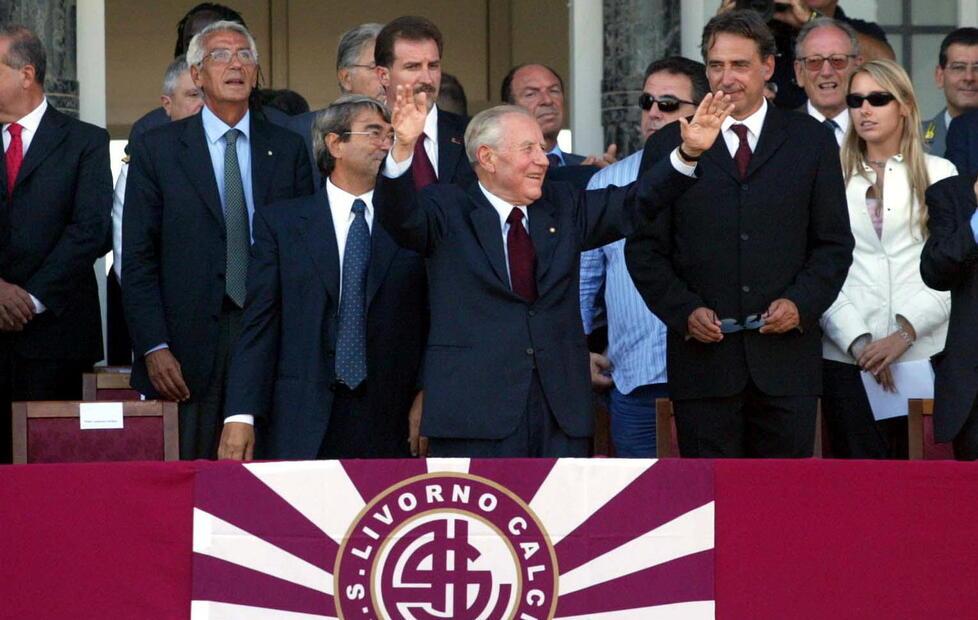 Il presidente Carlo Azeglio Ciampi col sindaco Cosimi e il presidente Spinelli (archivio Pentafoto)