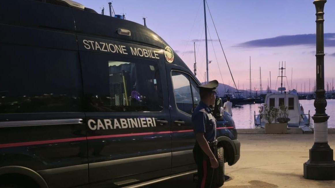 Sorpresi con gli arnesi da scasso in auto: due denunciati ad Alghero