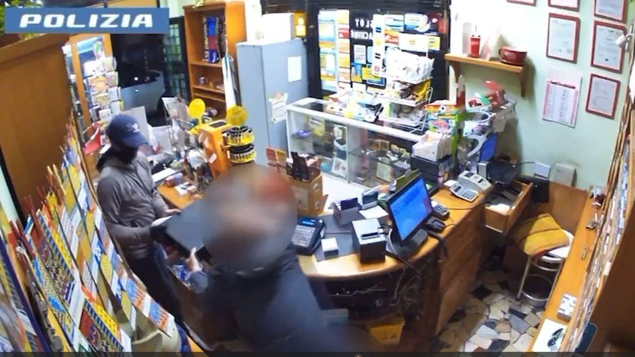 
	Un'immagine della polizia relativa a uno degli episodi

