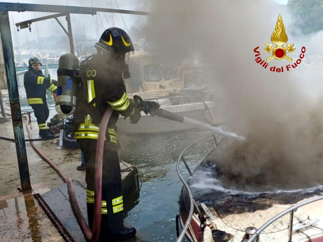 
	L'intervento dei vigili del fuoco

