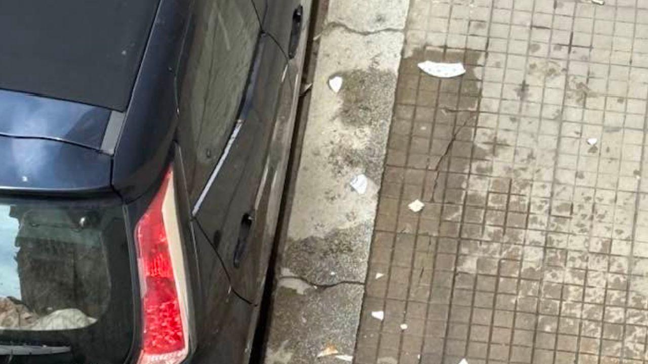 
	I resti dei piatti per strada


