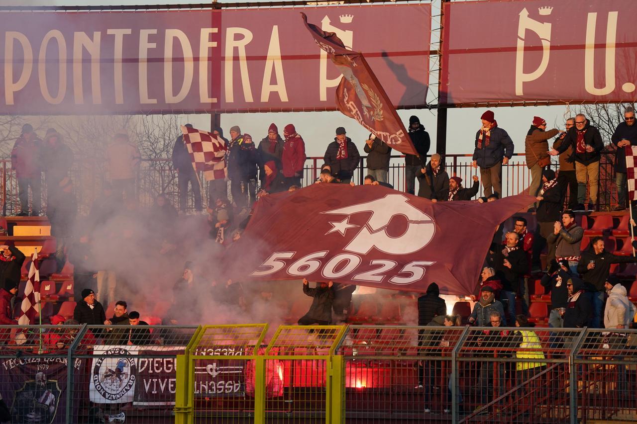 “Unico amore sei”: ecco la campagna abbonamenti del Pontedera