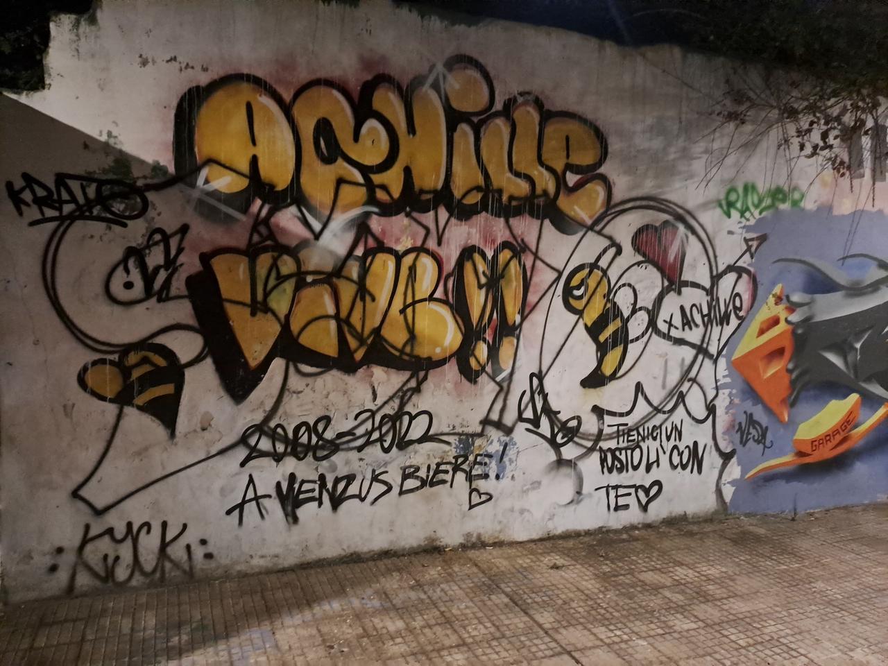 Il piccolo Achille scomparso nel 2022, sfregiato il murale in sua memoria. Il padre: «Non avete rispetto per nessuno»