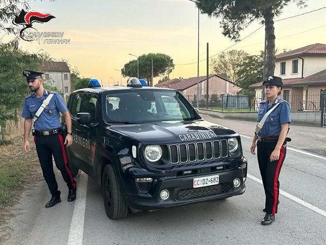 Non rispetta i domiciliari a Mesola, 46enne arrestato e portato in carcere
