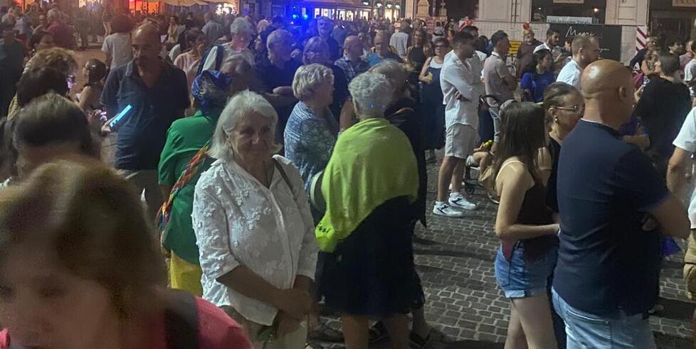 Fischietti, pentole e campane a Ferrara: «Facciamo rumore per Gaza»