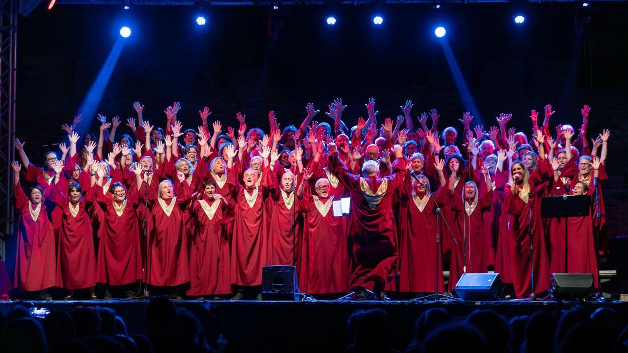 La carica dei 60 in Fortezza: a Livorno la notte dei Joyful Gospel Ensemble