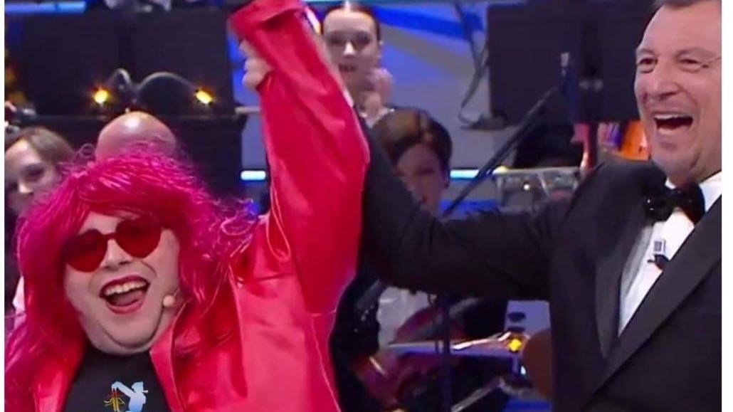 Il vocale di Amadeus ad “Annaliso” ancora in rianimazione: «Non fare brutti scherzi»