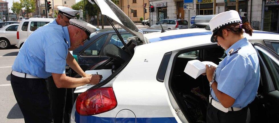 Multe, a Ferrara incassati 650mila euro in meno nel 2024