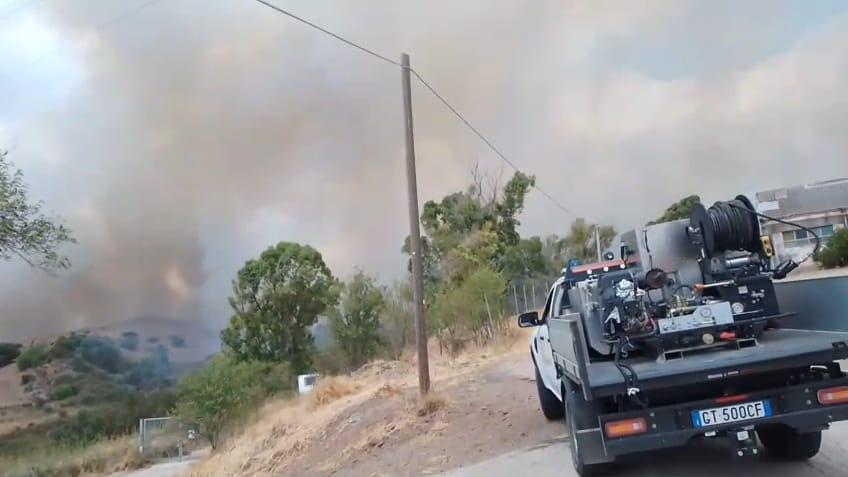 Sardegna sotto assedio: incendi da nord a sud dell’isola