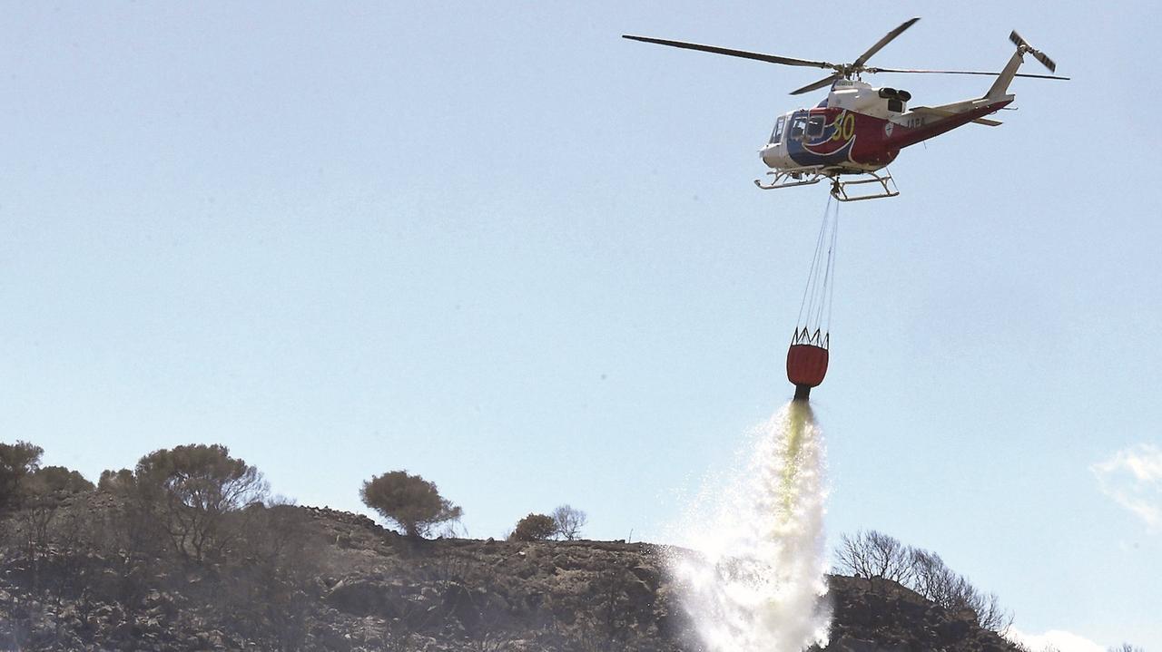 Una giornata di inferno, roghi in tutta l’isola da Orosei a Cardedu