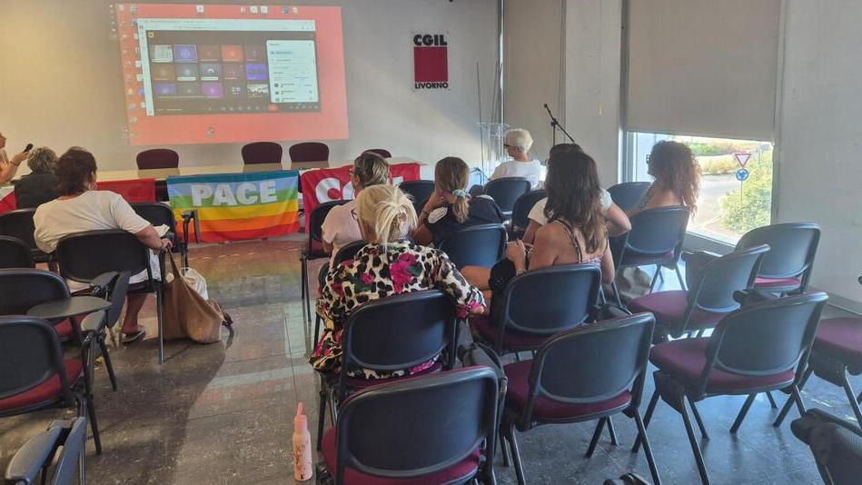 Disoccupazione: a Livorno quattrocento precari della scuola nel caos. «Si teme di perdere l’assegno». Ecco cosa sta succedendo <br>