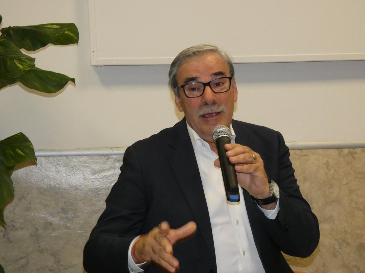 
	Vittorio Gabbanini

