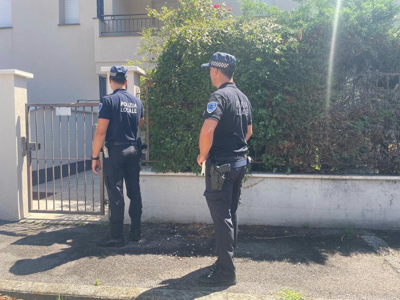 Anziano in difficoltà ritrovato dalla Polizia locale e riaccompagnato a casa