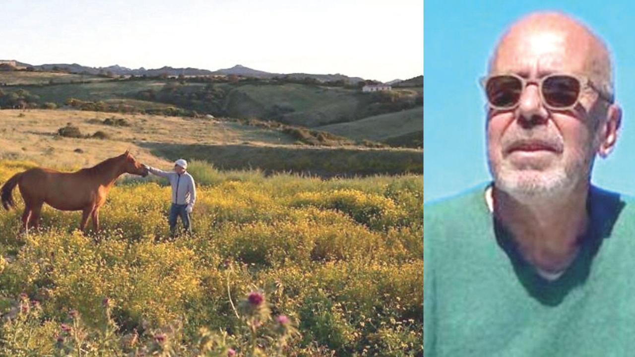 La storia di Filippo Magri, direttore creativo a Milano: «Ho lasciato tutto per vivere in Sardegna»