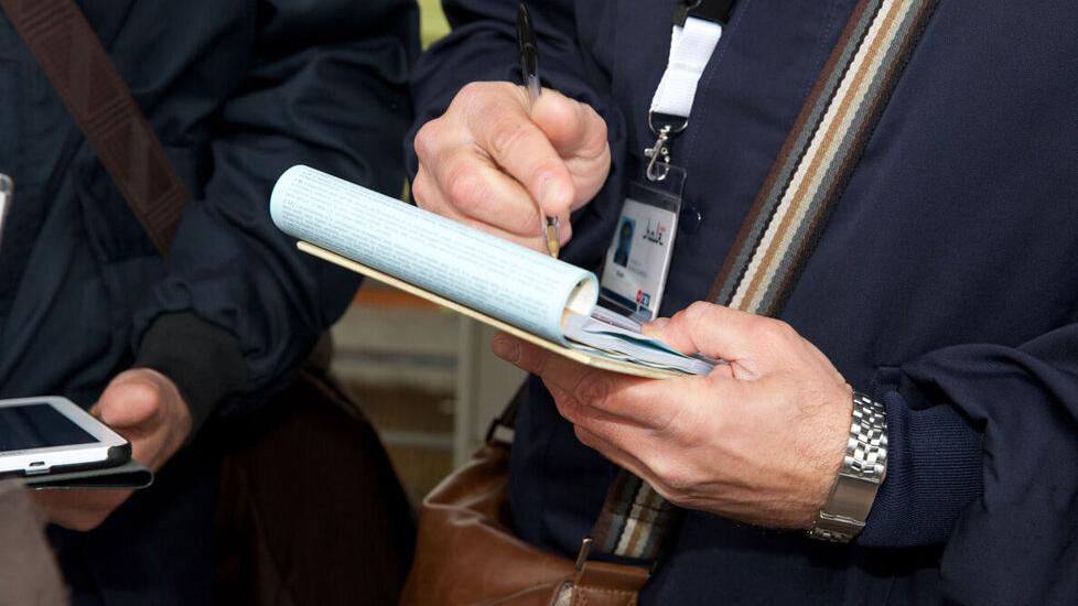 Livorno, controllora morsa da un passeggero «Lui non voleva esibire il biglietto»