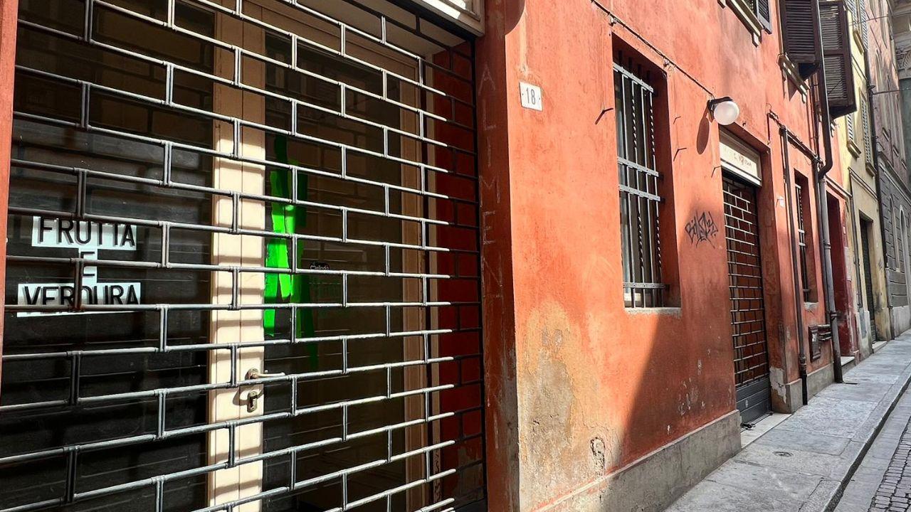 Pisa, è strage di negozi di vicinato: «Oltre 250 chiusure negli ultimi 12 anni». L’ultimo caso e i settori più in sofferenza