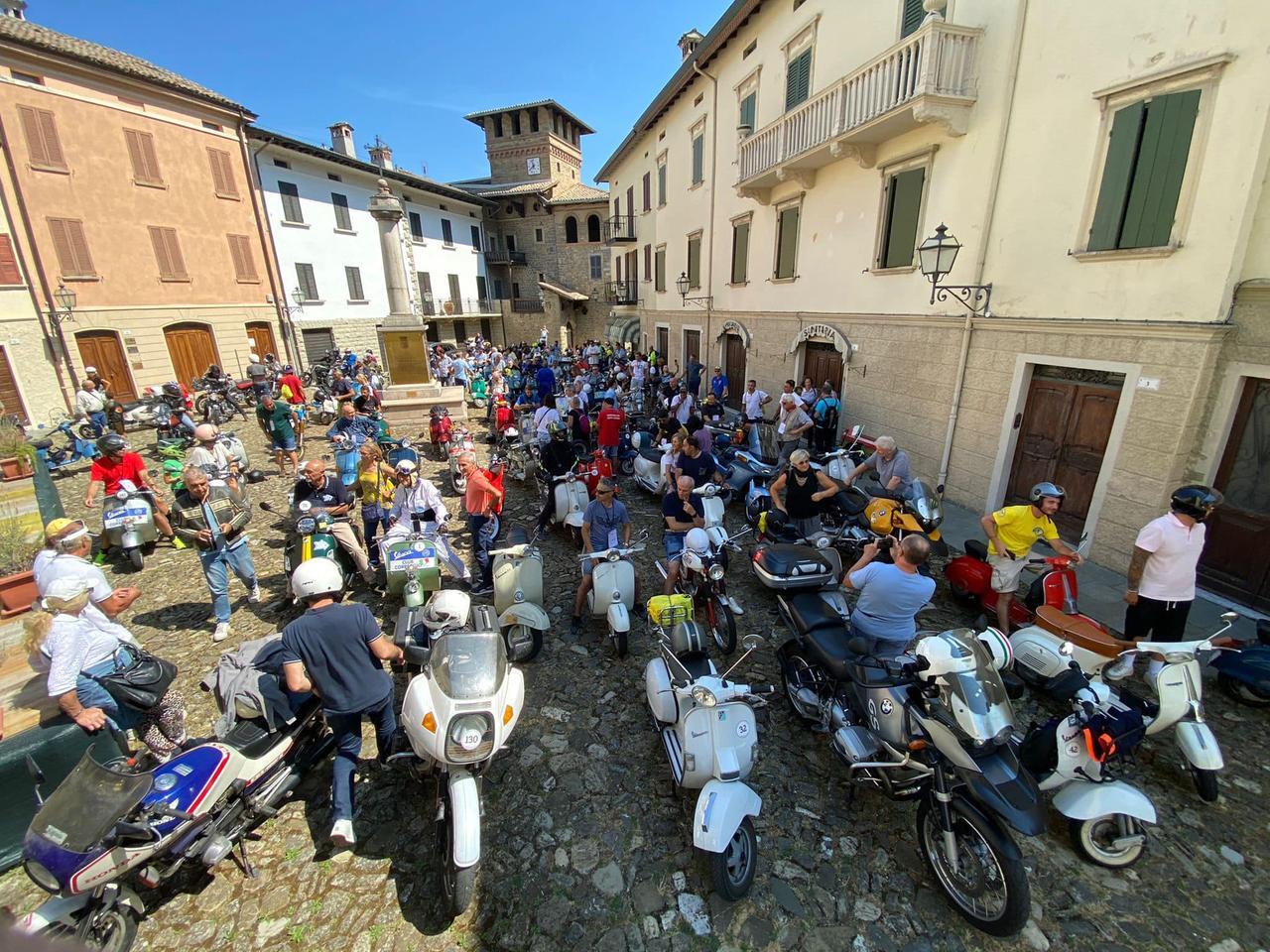 Gypsinduo on the rocks: a Marola un weekend tra musica e l’attesa gara di slow race “Va Pian”