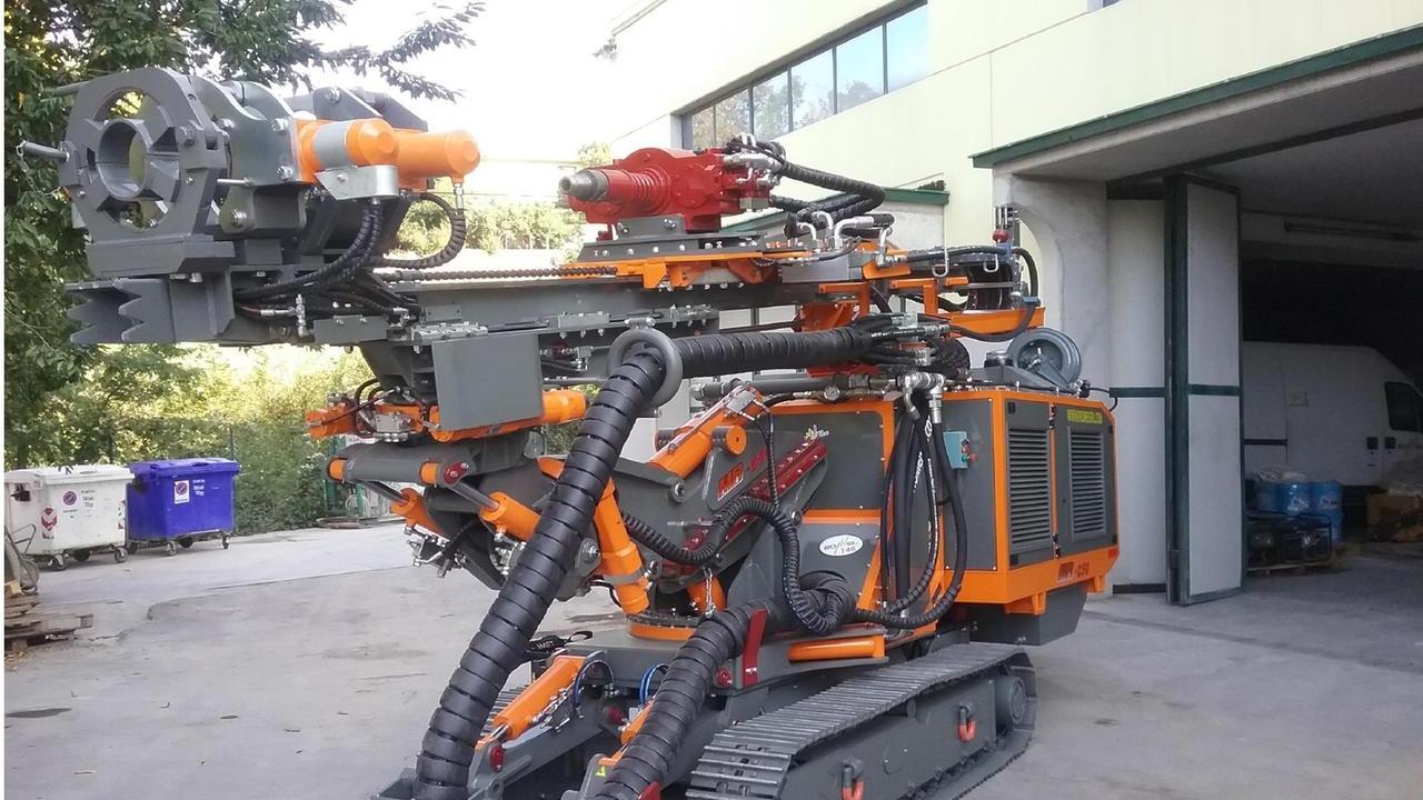 Sabotaggio al cantiere della frana di Vaglie: zucchero nel serbatoio della sonda perforatrice. L’imprenditore Romei mette una taglia