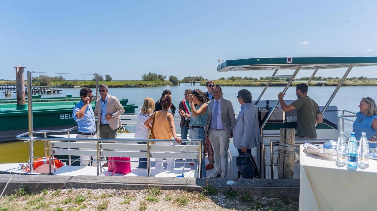 E-Lagoon, arriva la prima barca elettrica nelle Valli di Comacchio: il tour