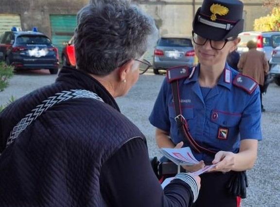 «Ho il Covid, mi servono farmaci costosi», ma la nonna non crede alla falsa nipote