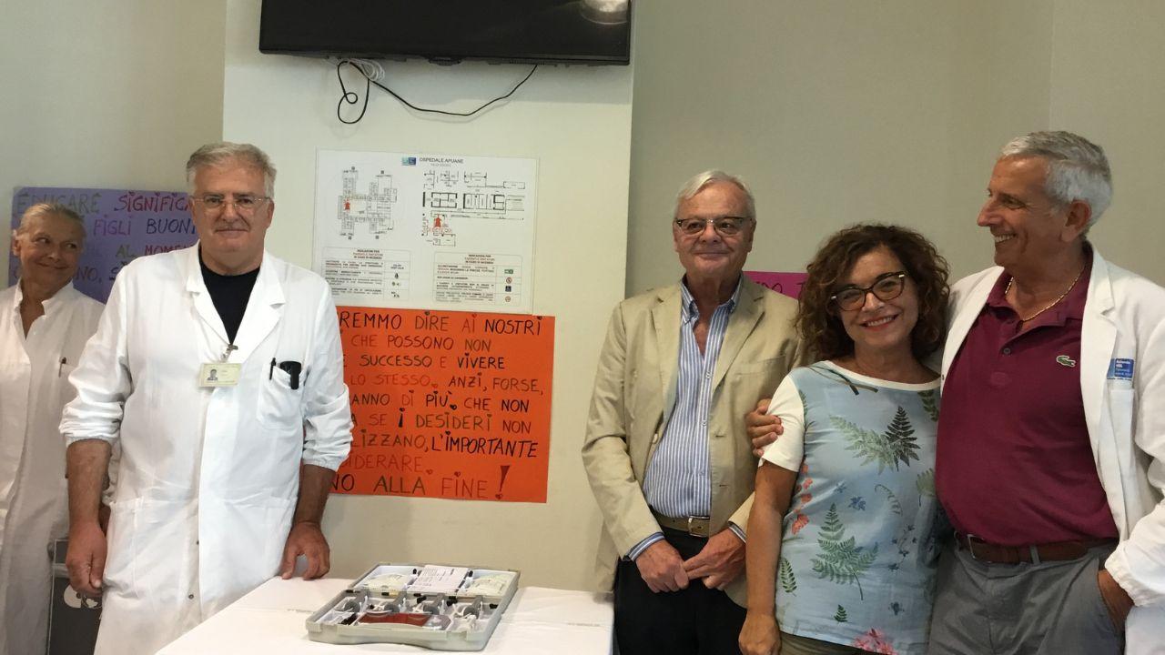 Un momento della donazione