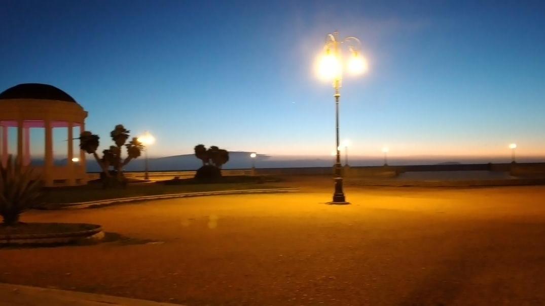 Livorno all’imbrunire. Grazie ad Andrea Falleni