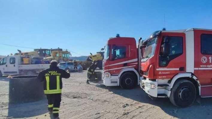 «Operaio reintegrato». Imbarazzo in Comune a Rosignano