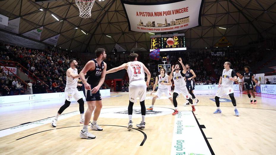 Basket, a dicembre e inizio febbraio i derby di Montecatini