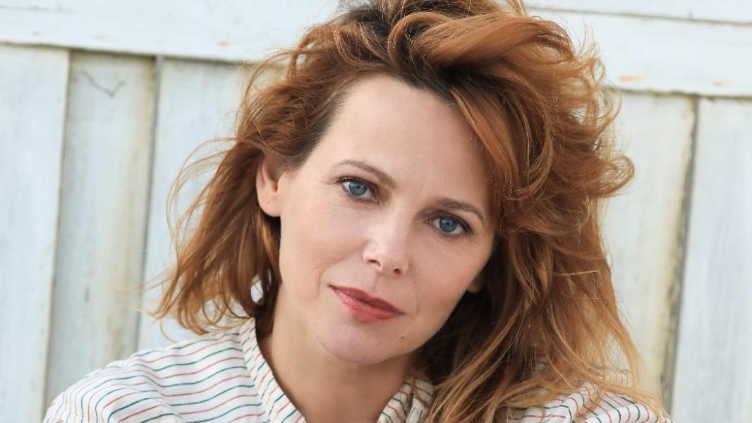 Barbora Bobulova:&nbsp;«Amo fare l'attrice, la regia non mi interessa. La Sardegna? La più bella d'Italia: ci verrei a vivere»