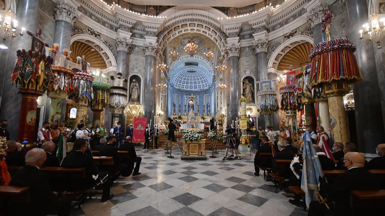 Santa Maria è ancora chiusa, il voto dei Candelieri sarà sciolto in piazza