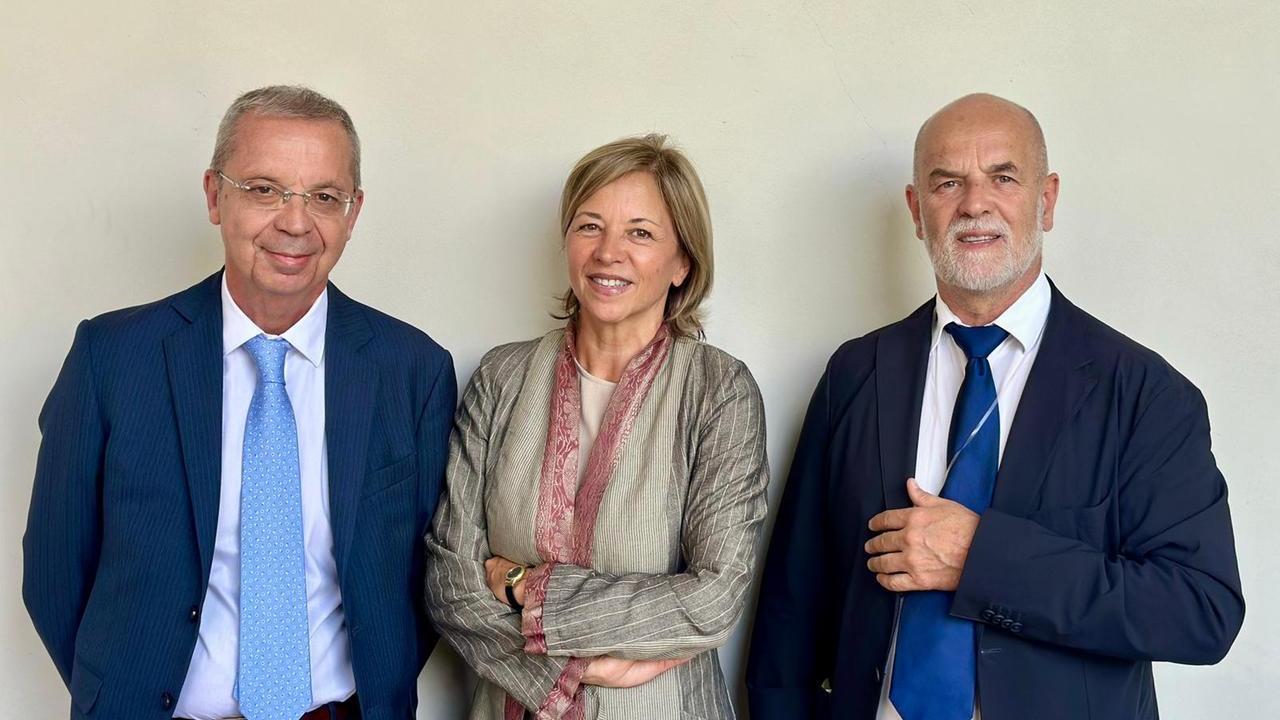 La presidente di Ctn Fabia Romagnoli coi vice presidenti Capecchi e Pieretti