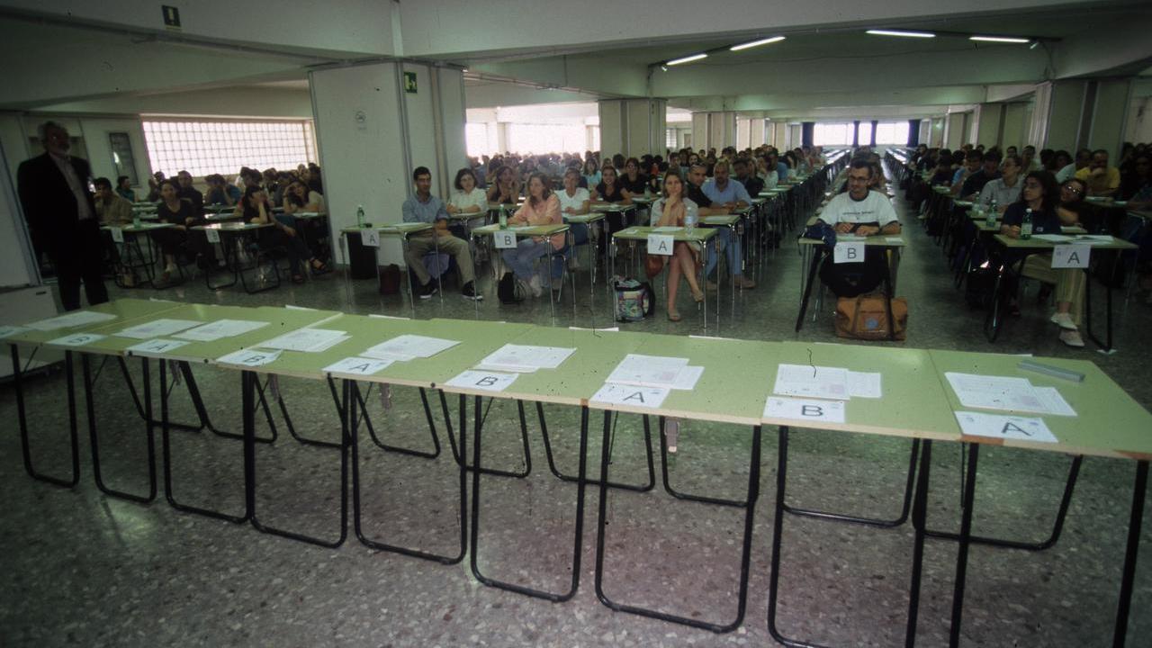 Scuola, addio al precariato per 550 docenti toscani: erano vittime di un pasticcio burocratico