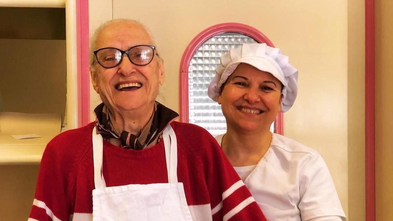L’addio a Francesca Loi, la grande maestra dei dolci sardi. L’Aga Khan fra i clienti più affezionati
