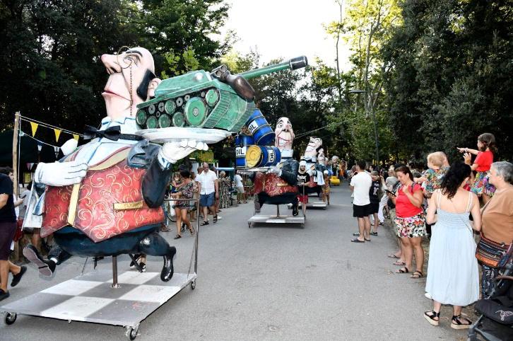 
	Una passata edizione del Carnevale d'agosto

