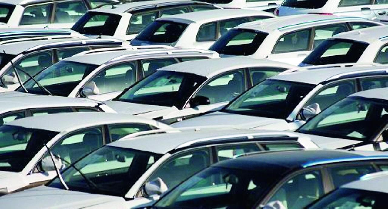 Auto sempre più vecchie a Reggio Emilia: età media oltre i 12 anni