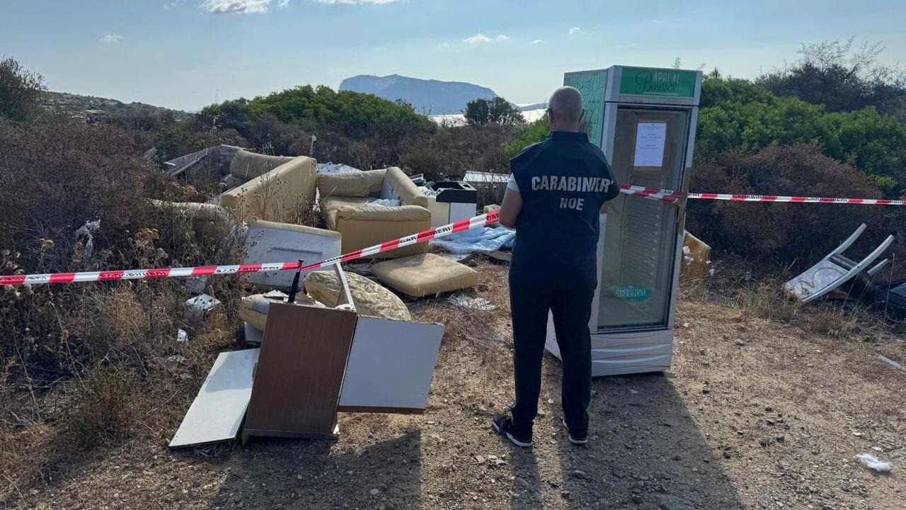 Golfo Aranci, il Noe sequestra una maxi discarica sul mare
