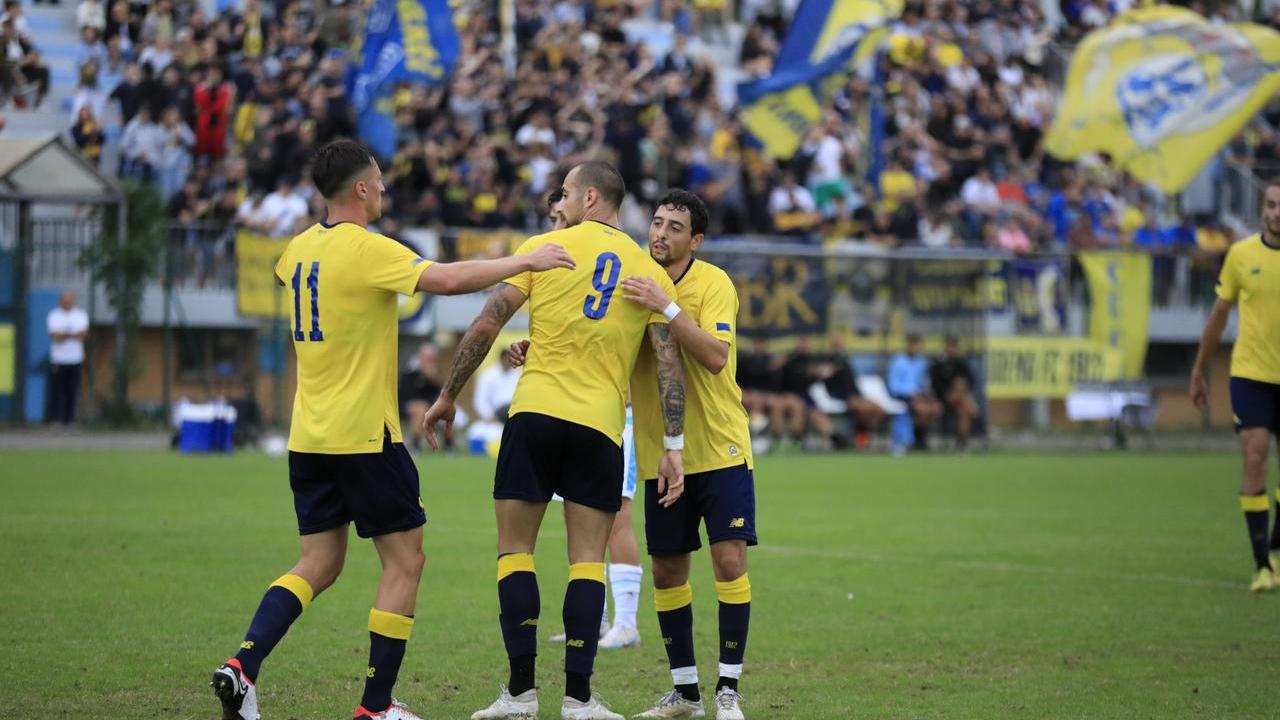 Festa gialloblù a Fanano per la vittoria su San Marino