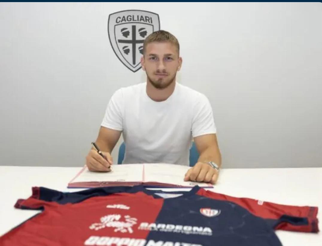 L’attaccante Kiliçsoy firma col Cagliari: «Sono felice». Pisacane: «Giocatore interessante»