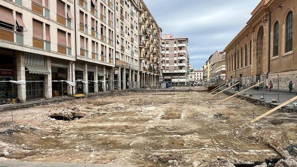 Mercato, lavori fermi due mesi: «Ma ora siamo prossimi al via»