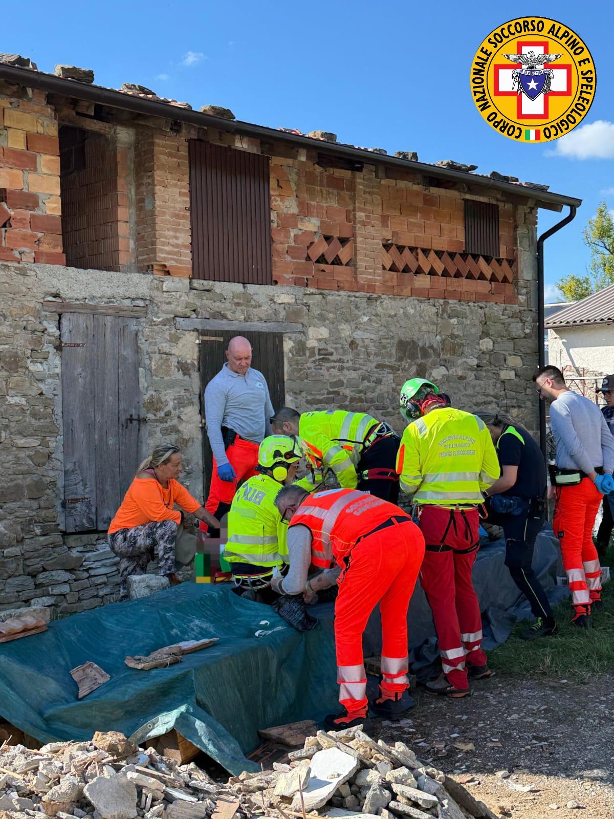 Montagna, giovane disarcionato da cavallo perde conoscenza: trasportato in elisoccorso a Parma