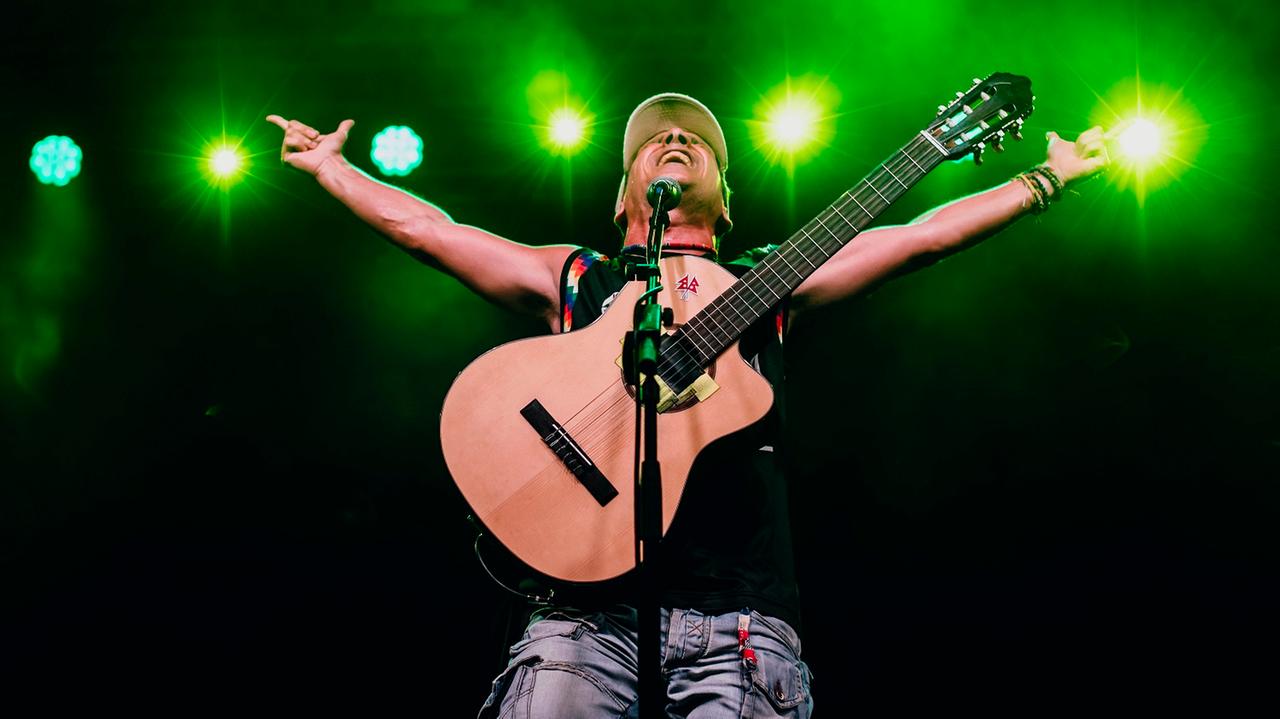 Quattromila biglietti e un sold out da settimane: Livorno si prepara ad accogliere Manu Chao in concerto