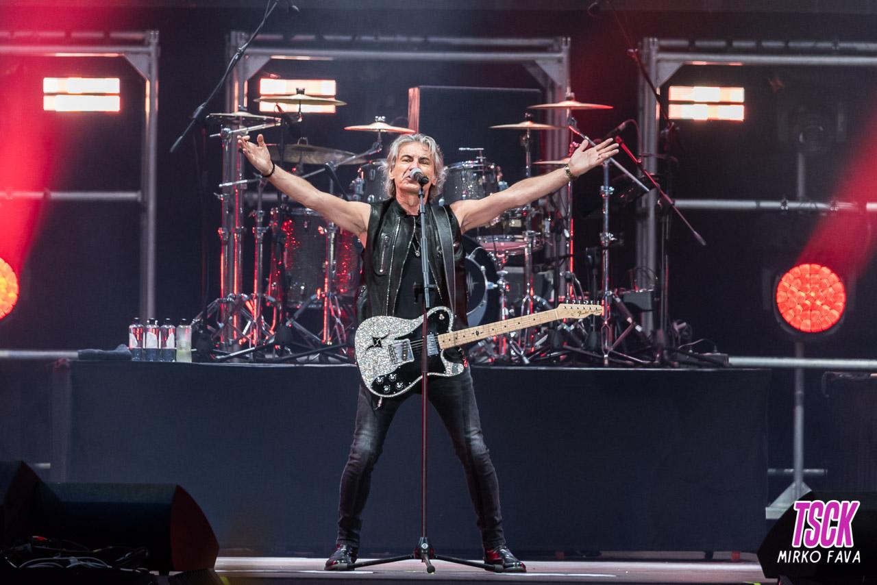 Luciano Ligabue, un mese a “La Notte di Certe Notti” alla Reggia di Caserta