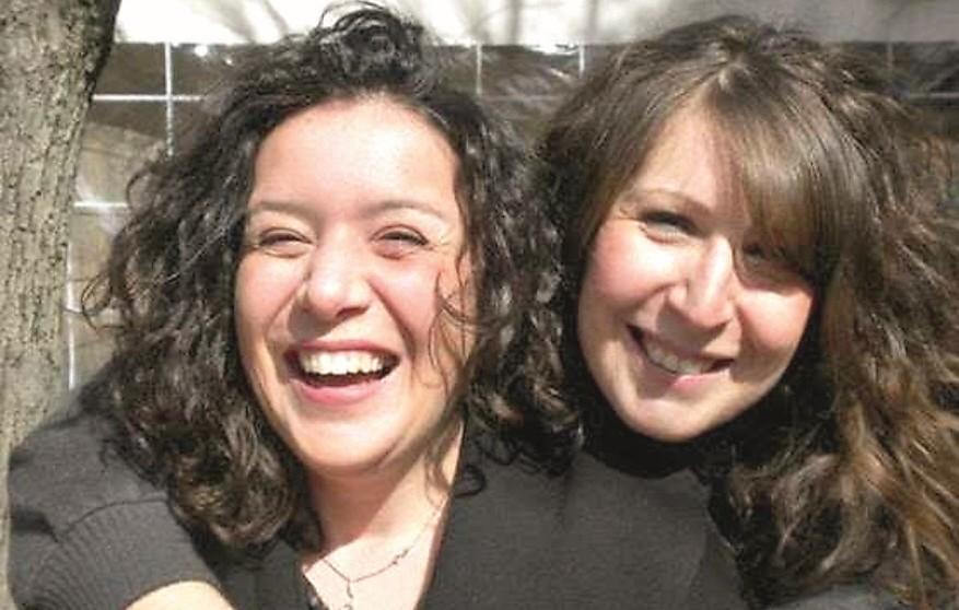 
	Tania Ghiaroni con la sorella Fabiana

