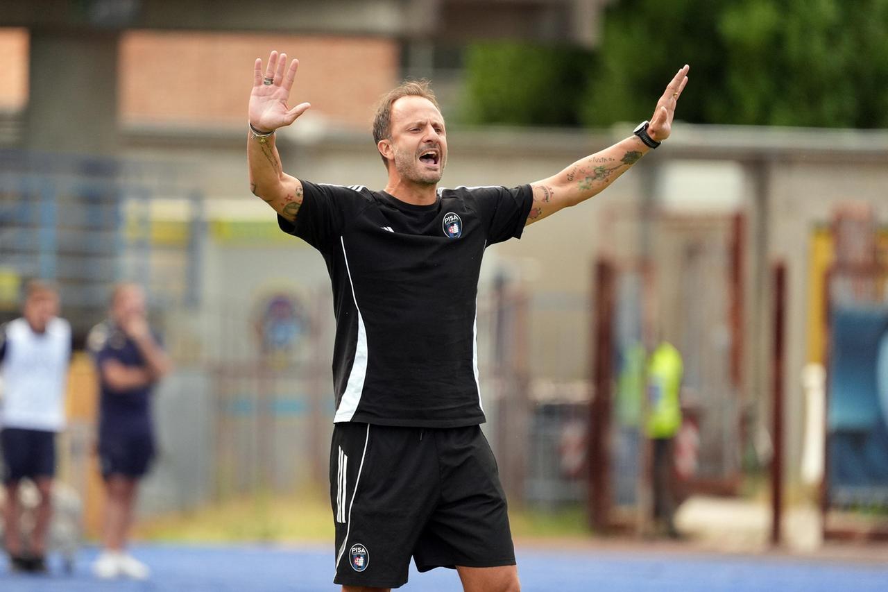 
	Alberto Gilardino

