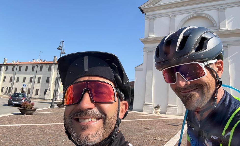 Da Comacchio a Venezia in bici: «Così scopriamo il territorio»
