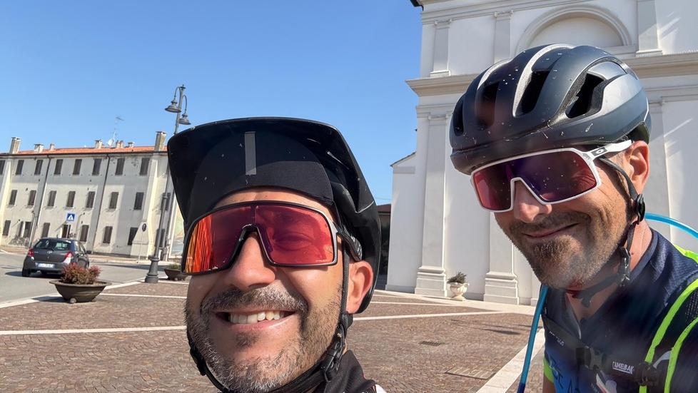 Da Comacchio a Venezia in bici: «Così scopriamo il territorio»