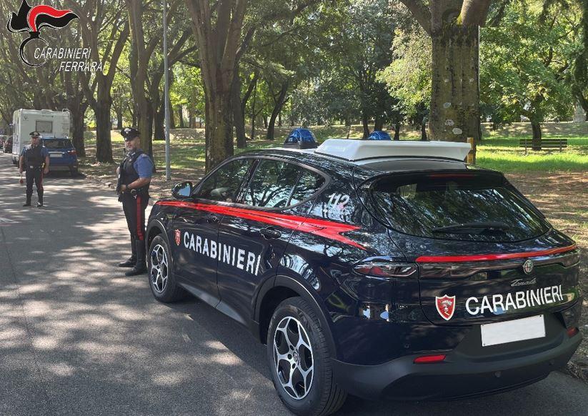Sorpreso a spacciare, arrestato a Ferrara